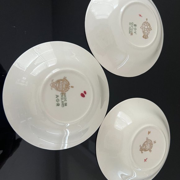 Vintage Crown Ducal Dinnerware Dessert Bowls - Set of 3 - Picture 3 of 3